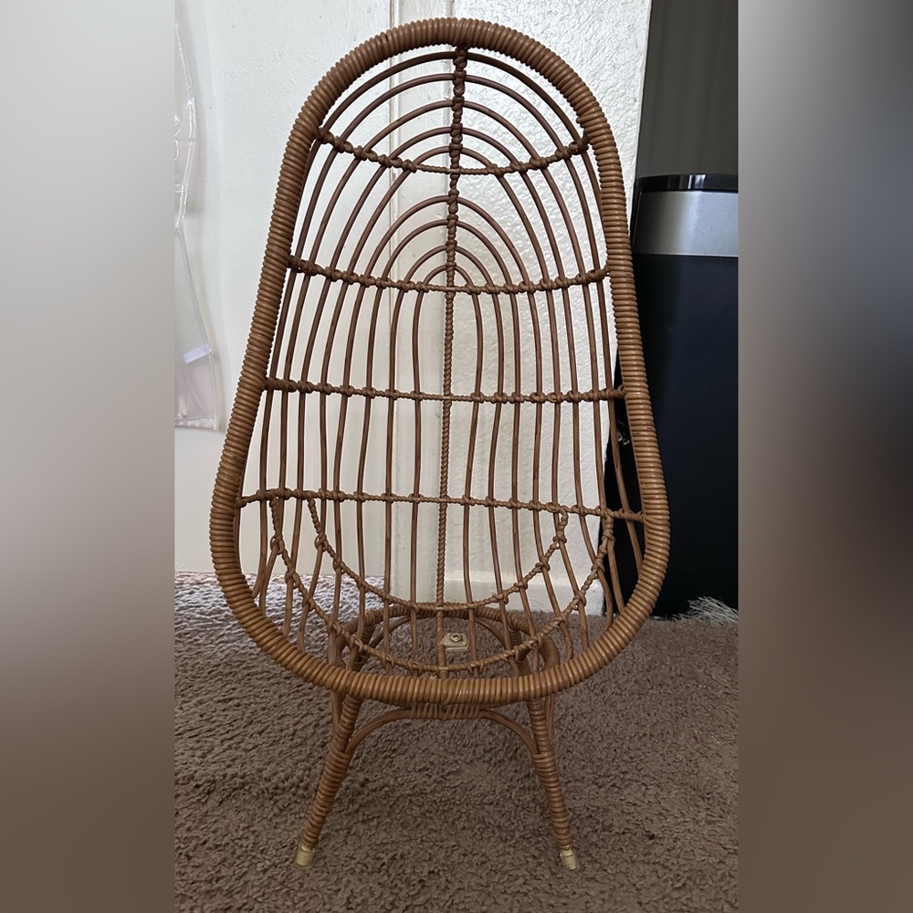 Small wicker chair